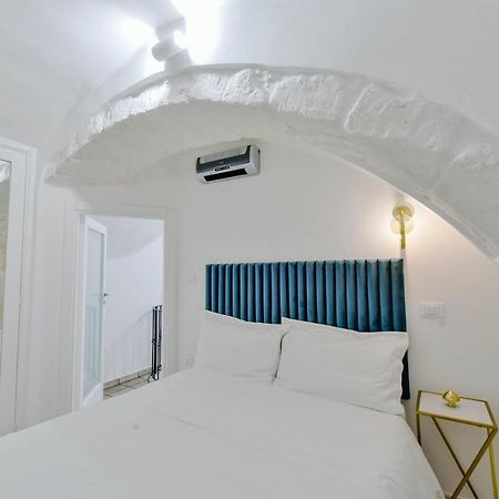 Grotta Antigone - 3Min Dal Centro Storico Apartment Ostuni Exterior photo