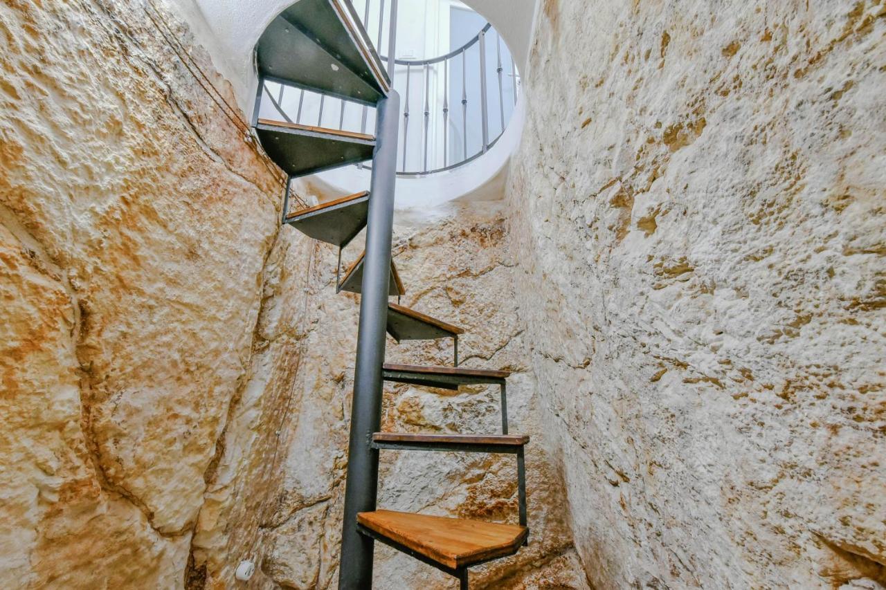 Grotta Antigone - 3Min Dal Centro Storico Apartment Ostuni Exterior photo